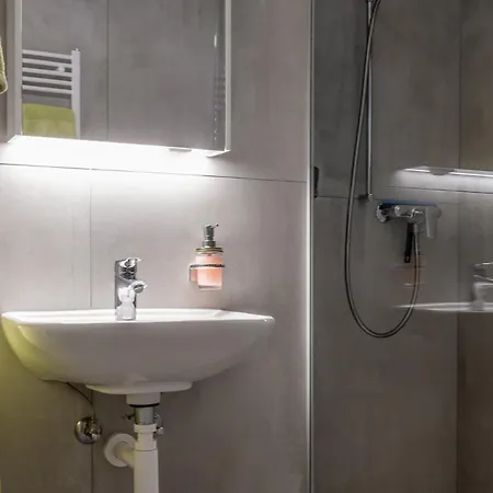 Ferienwohnungen Zurschmitten Bed & Breakfast 3*