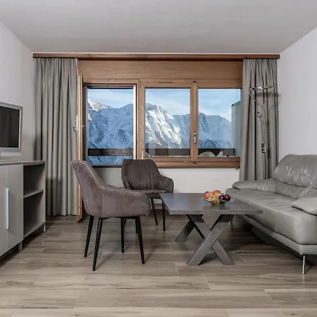 Ferienwohnungen Zurschmitten Bed & Breakfast Riederalp