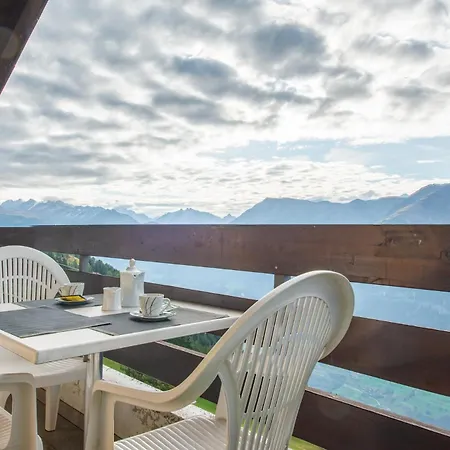 Ferienwohnungen Zurschmitten Bed & Breakfast Riederalp